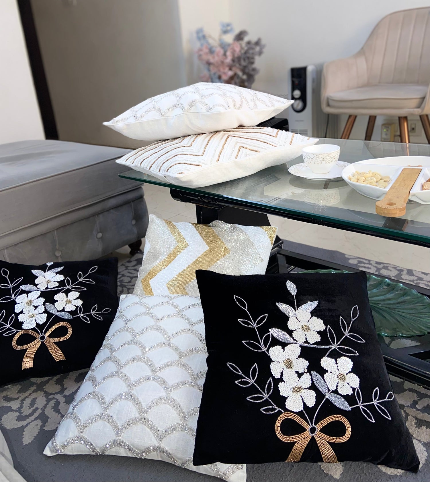 HOME DECORE