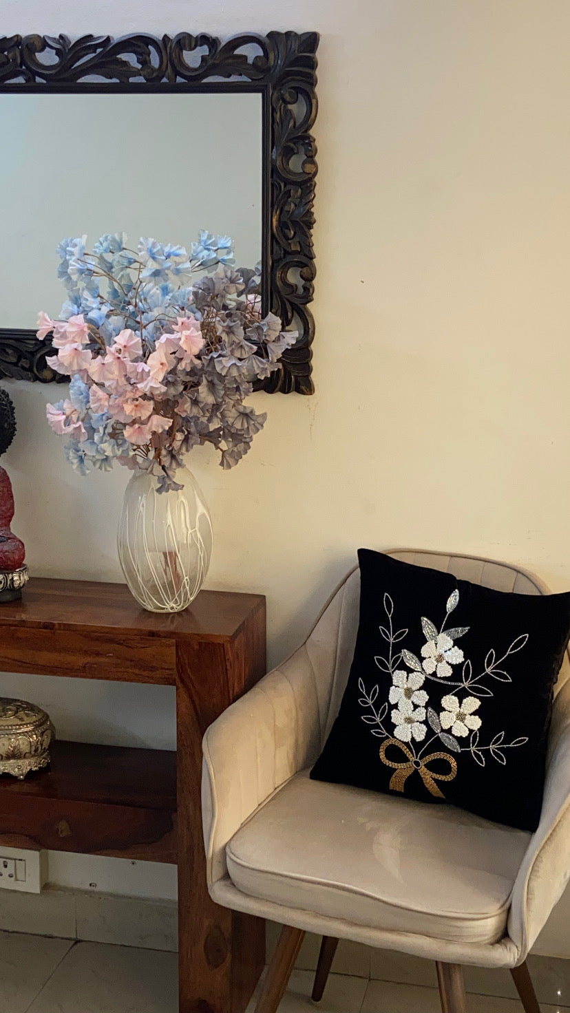 THE BLACK VELVET FLOWER CUSHION SET
