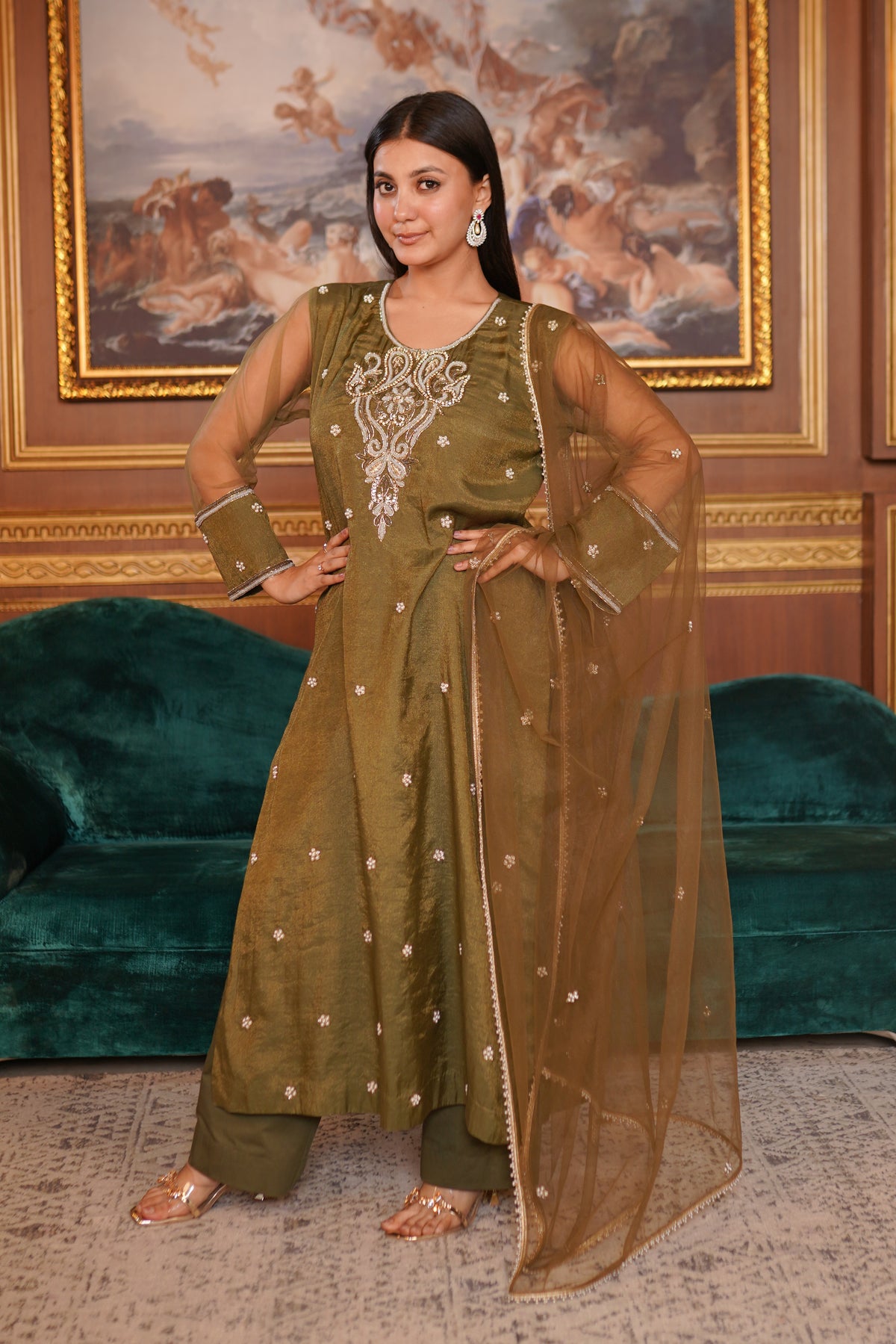 THE REGAL GOLD  ENSEMBLE