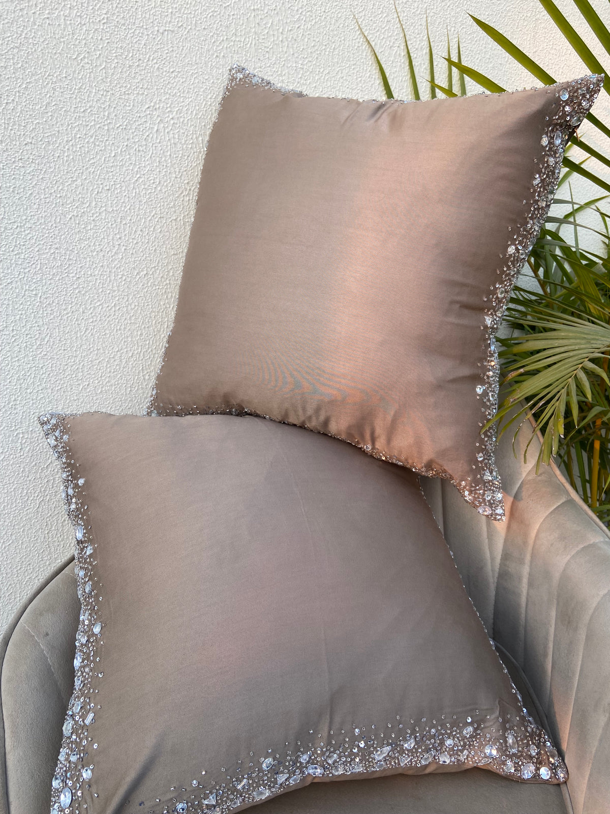 THE SILVER MIRAGE CUSHION SET